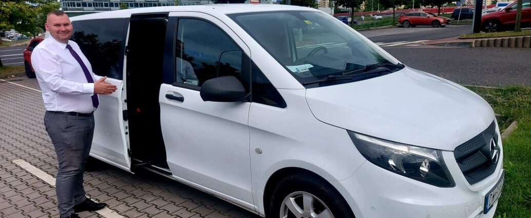 wynajem busa z kierowcą Wrocław